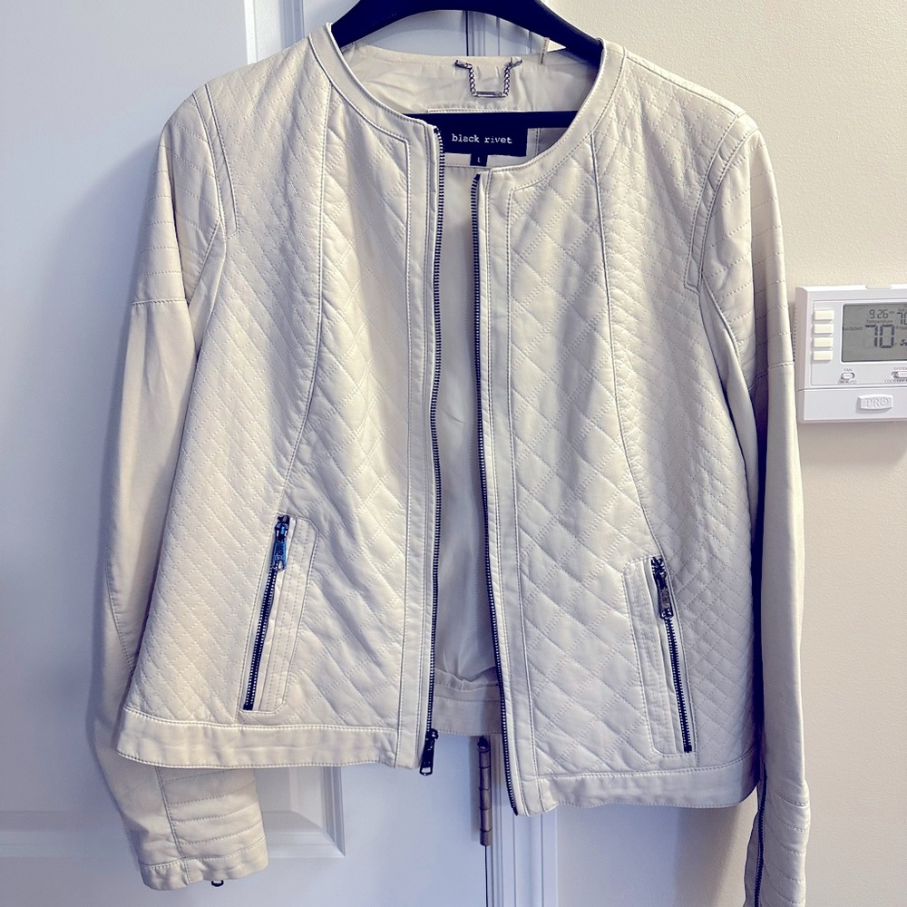 Jacket white